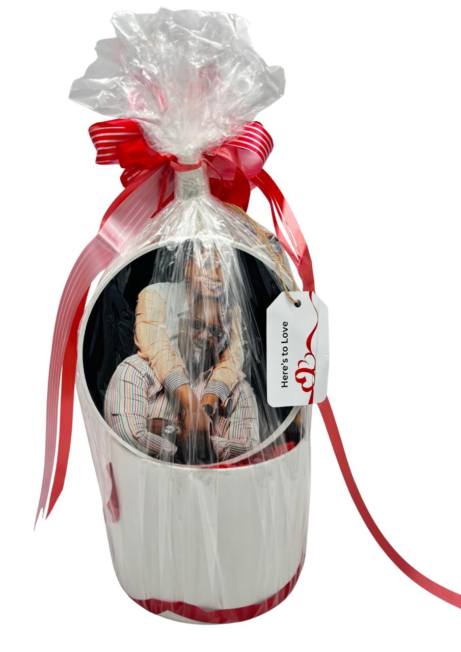P4-Round Fiesta "Red is for Love (Medium)" Full Personalisation